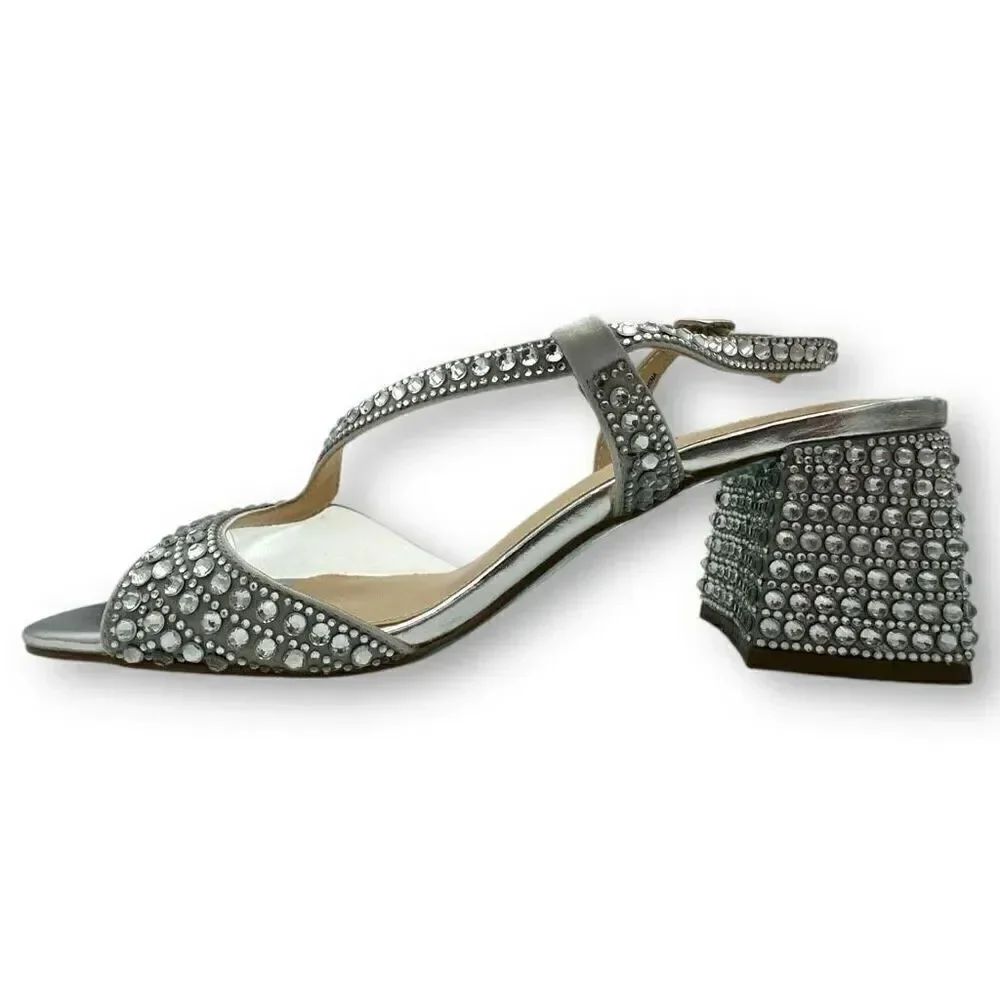 NWOT Betsey Johnson Womens SB Milah Heeled Slingback Sandals Silver Size 7M